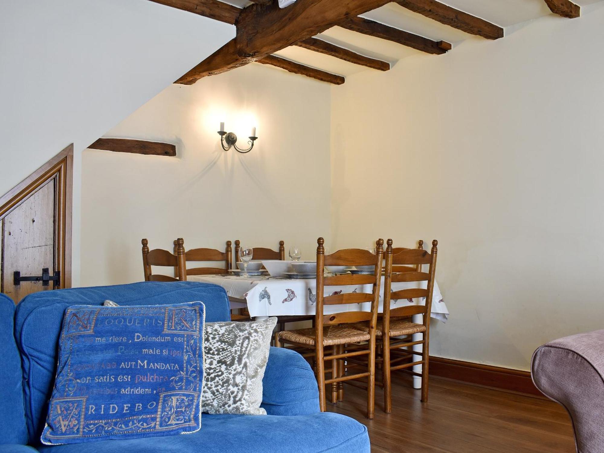 4 The Green Villa Richmond  Ngoại thất bức ảnh